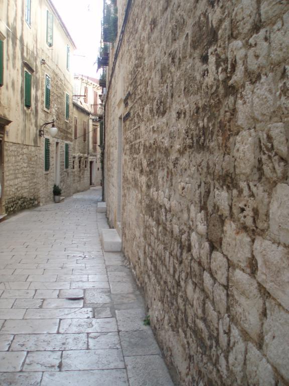 Apartment Boni Sibenik Bagian luar foto