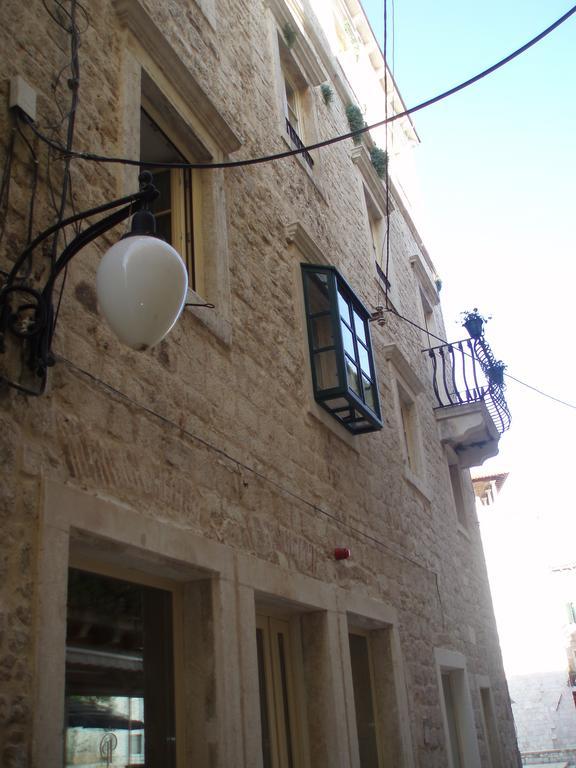 Apartment Boni Sibenik Bagian luar foto