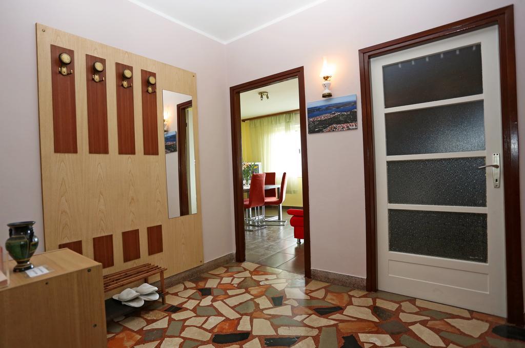 Apartment Boni Sibenik Bagian luar foto